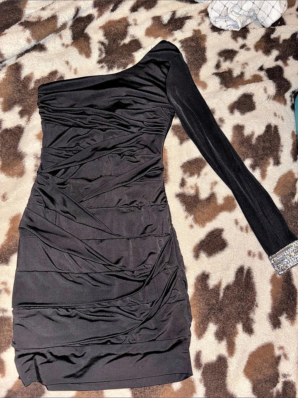 Windsor Embellished Cuff One-Shoulder Minidress Black